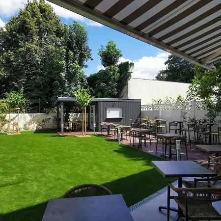 Auberge de jeunesse Bloom Bar & Garden *