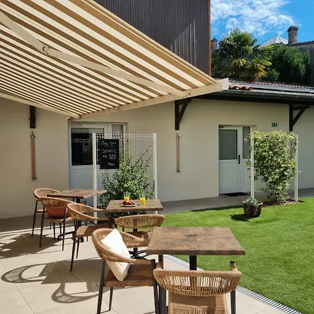 Bloom Bar & Garden Auberge de jeunesse *