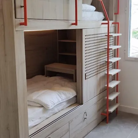 Hostel Bloom Bar&garden